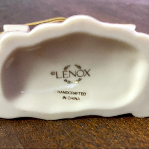 Lenox “New Home” ornament, very elegant addition to any tree - Picture 2 of 14